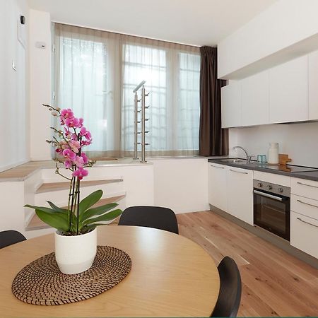 Presty Apartments Milano Exteriör bild
